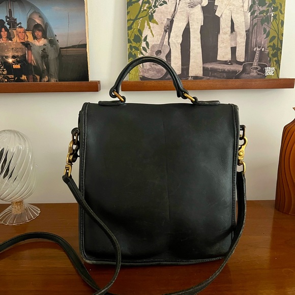 Vintage Coach Station Bag - Black - 1994 - Picture 2 of 10